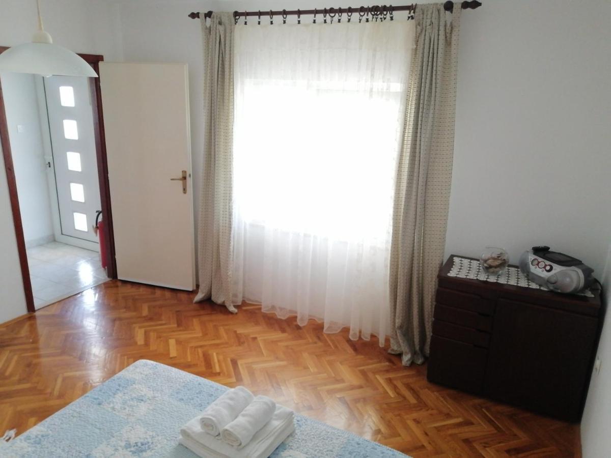 Holiday House Tunjarice Обровац Экстерьер фото