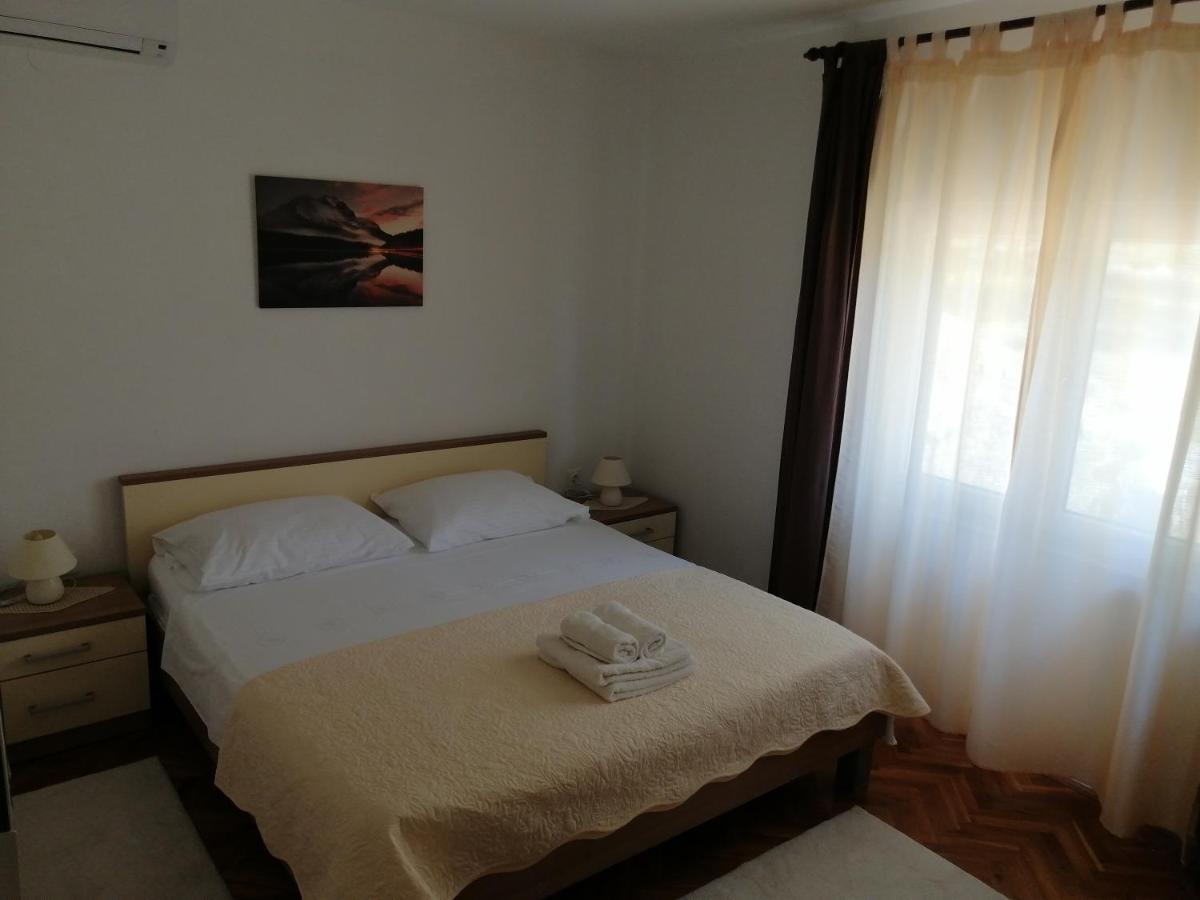 Holiday House Tunjarice Обровац Экстерьер фото