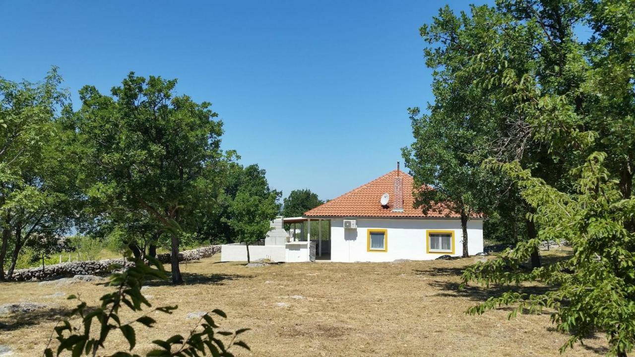 Holiday House Tunjarice Обровац Экстерьер фото